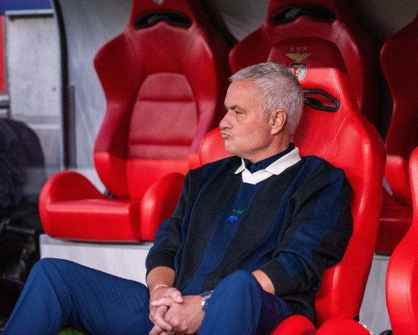 Phóng viên: Mourinho chấp nhận