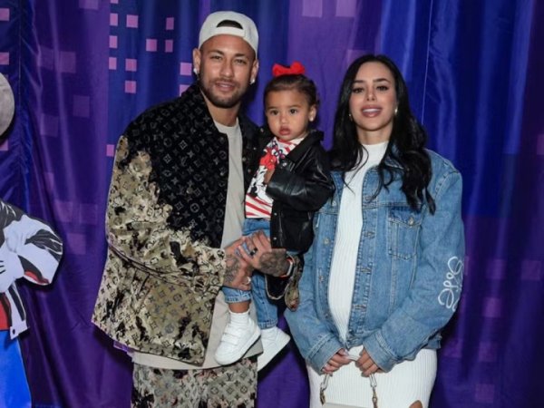 Bachelor Media: Neymar sẽ tổ c