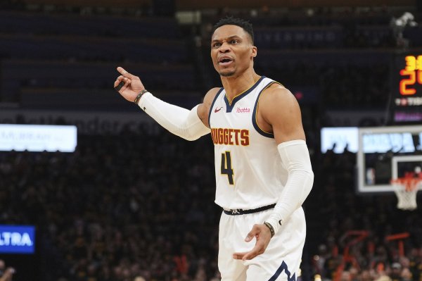Nhóm CBA đề nghị Westbrook hơn