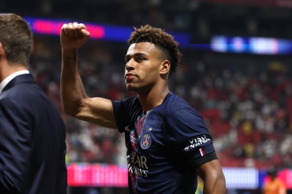 Tướng quân may mắn! Douai đã g