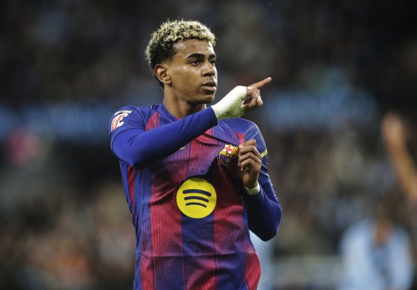 Yamal vắng mặt ở đội tuyển quố